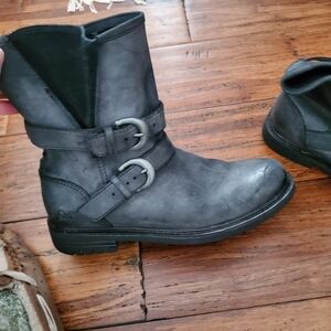 Caterpillar Gray Ankle Boots